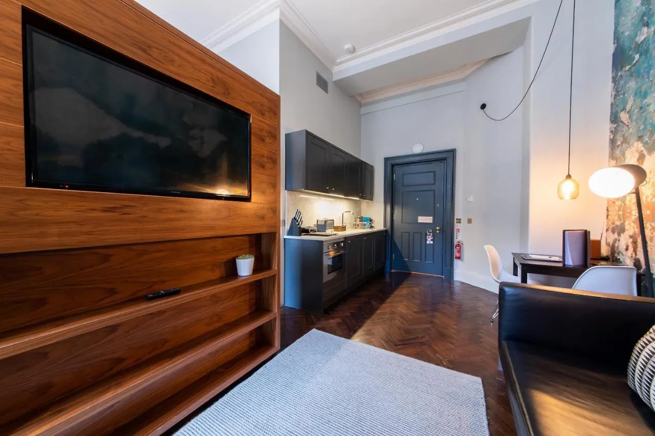 Linton Collection - 28 North Bridge Daire Edinburgh