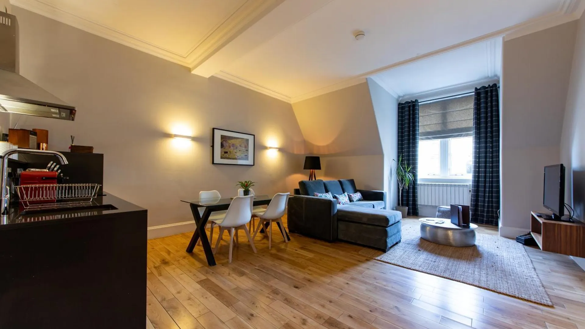 Apartamento Linton Collection - 28 North Bridge Edimburgo 0*,  Reino Unido
